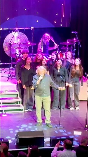 Lou Gramm “I Want to Know What Love Is” 2 Foreigner at Wellmont Theater in NJ #shorts #rockandroll