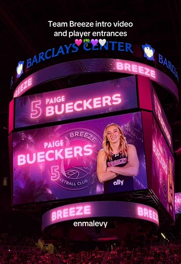 although the outcome in the very end, it was an amazing game overall! can’t wait to see my breezies next season once again! 🌴🩷🤍💜🌴 @Breeze BC 🌬 @Unrivaled Basketball @Paige Bueckers #paigebueckers #unrivaled #wbb #teambreeze #breeze