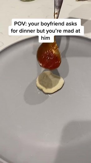 Hilarious Boyfriend Reaction to Angry Girlfriend's Cooking