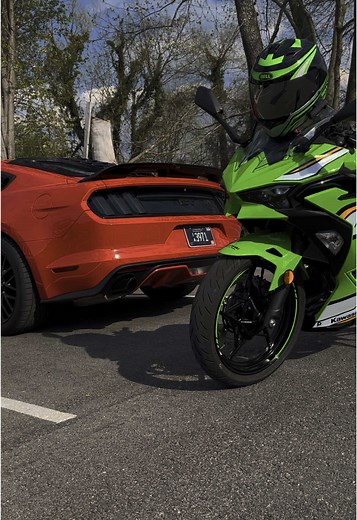 New pp1 wheels and gt500 wing ties it all together #mustanggt #kawasaki