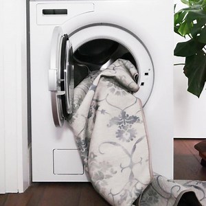 Finally a rug you won't have to throw out when it gets dirty. | Ruggable