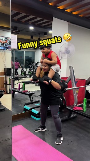 Parzaan Squat’s 🤣🤣#funnysquat #সাথীয়াজাহিদ #sathiyaazahid #sathiyazahid #gymtime #trending