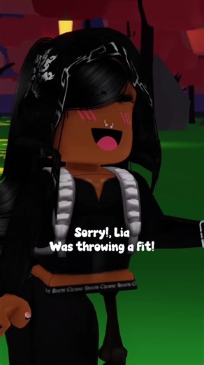 Lia's Stylish Roblox Outfit Showcase