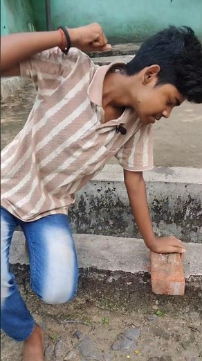 #stone 🪨 breaking competition# mast #funny 🤣