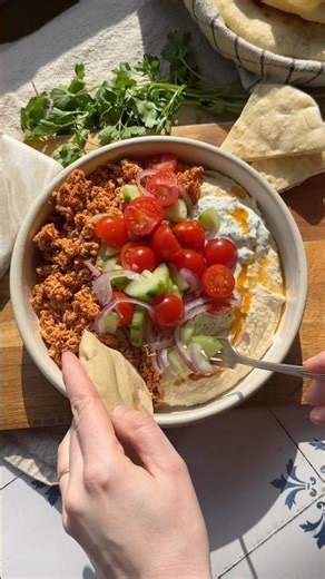 Bol de hummus au tofu râpé 😍🌱 #recettefacile #recettevegetale #recettevegan #recette