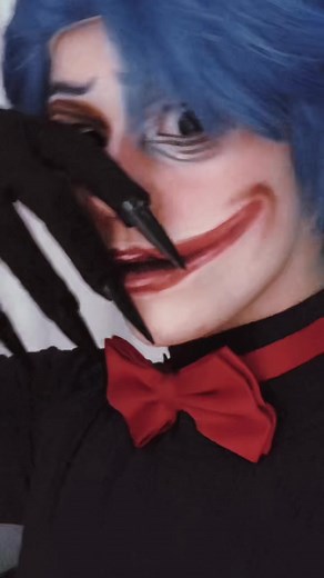 Interpreting Huggy Wuggy: Cosplay, Bow Tie, and Halloween Costume