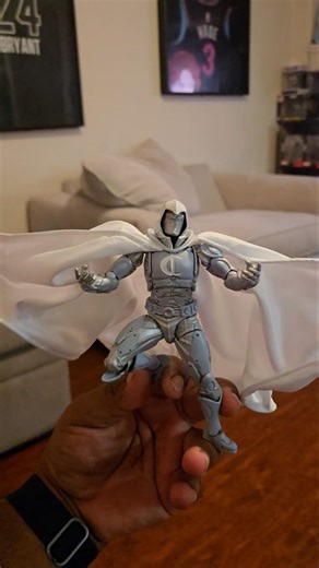Bootleg Revoltech Moon Knight Posed With Accessories ⚪ eBay Knockoff Figure Display