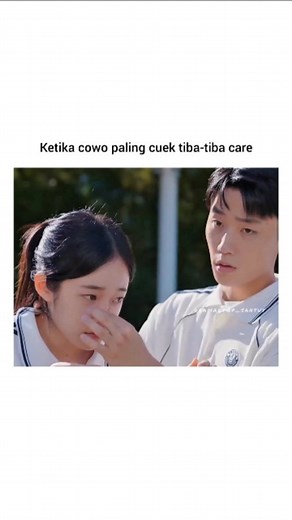 2.6M views · 10K reactions | Jadi tim kepalanya diangkat atau menunduk?  Judul: Crash Course in Romance —Bisa Nonton di N3TFL1X 0rderny4 di @vitcollectionss aja, follow ig nya auto disc0unt 5k Lho..  . . . . #crashcourseinromance #rohyoonseo #leechaemin #leeminjae #kdrama #dramakorea #koreandrama #drakor #romcom | dramakpop_santuy | Facebook