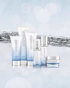 Having a good at-home routine is essential to keep your skin looking its best. One product will help boost your glow AND reduce the appearance of fine lines: Luminesce Cellular Rejuvenation Serum. It's the hero of our Luminesce range and contains our highest concentration of youth-enhancing APT-200™. Contact your local Jeunesse distributor for more details. | Jeunesse Australasia