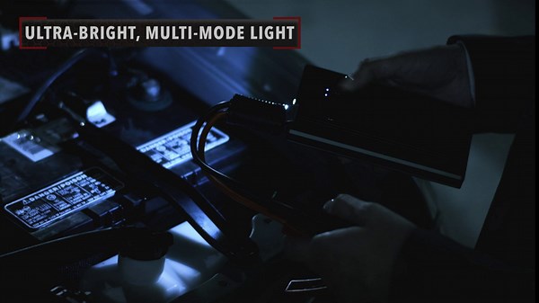 Scosche PBJF400 Portable Car Battery Jump Starter, 400A Battery Booster, 12V Battery Jumper Cables Kit for Car (3.5L Gasoline/2.0L Diesel Engines) Portable Power Bank with 1000 Lumen LED Flashight