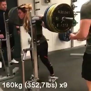 87K views · 3.7K reactions | OMG SQUATS 9x160 Kg :O STRONG FEMALE | Gym workout chart | Facebook