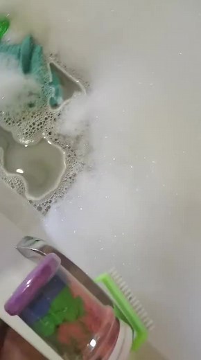 Bubble Bath Bliss: Relaxing Spa Experience