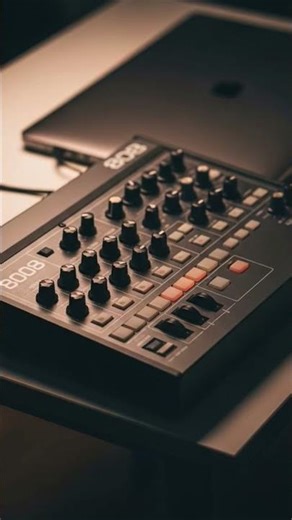Behringer RD - 8 analog machine which means sound is generated in real-time warm and punchy