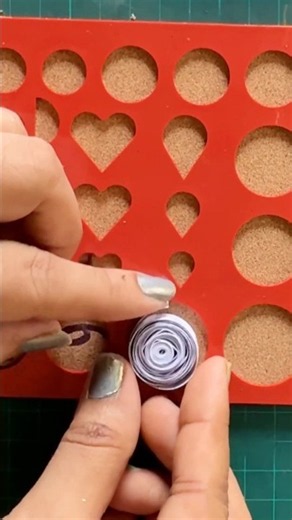 पूराने कागज से बना Wall Decor #shorts #diy #art #quilling