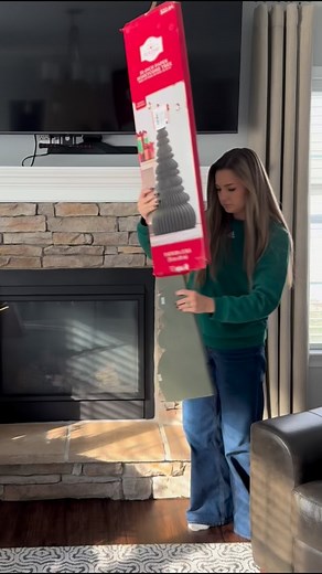 87K views · 1K reactions | Honey comb Christmas trees. So pretty and very easy to set up. #homedecorideas #lifestyle #décor #christmas #christmasdecor #cozyhome | Anastasia Onishchenko | Facebook