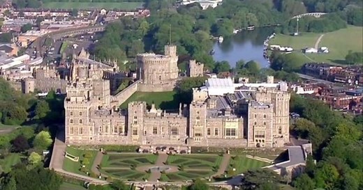 U.K.'s Windsor Castle gardens temporarily open to the public