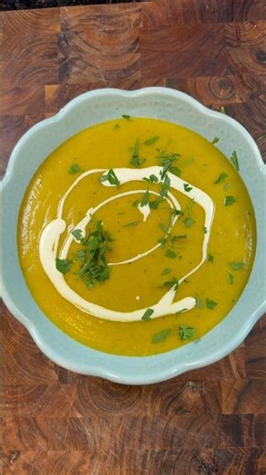 Easy and Creamy Vegetable Soup