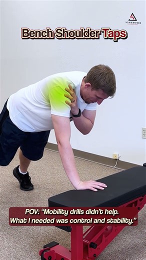 🤜 Bench Shoulder Taps #shoulderarthritis #fixshoulderpain #shoulderpainrelief #scapularcontrol #rot