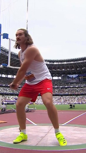 81.85m ☄️ Ethan Katzberg making a statement in the hammer throw qualifying rounds. The defending champion needs one throw only to punch his ticket to the final 💪 #WorldAthleticsChamps #canada #hammerthrow#sports | World Athletics