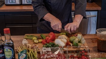 How to make healthy meals  on a budget: Live cooking demonstration   dinner