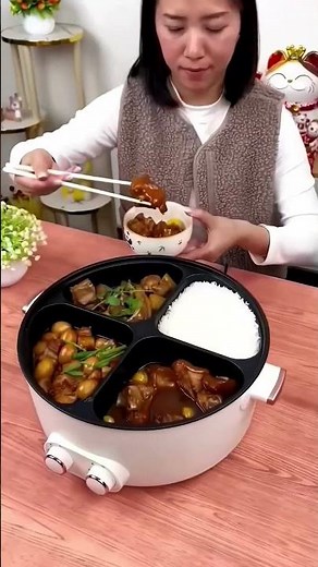 Multifunctional Electric Hot Pot: 4 Grids & Non-Stick! #kitchengadgets #hotpot #homecooking