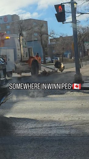 Drive Safe 👍 Even a professional driver cannot handle the ice in Winnipeg 👀😫 broken bus for a broken route 😎 | Wild West Winnipeg