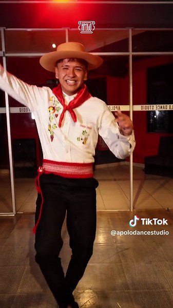 Clase de Folklore con Apolo en Tarija 2026