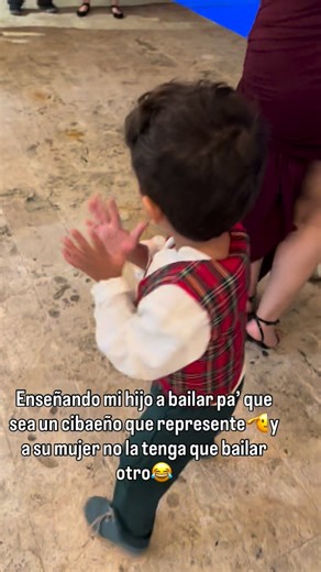 Leanny Henriquez on Instagram: "esto se jodio😂 mas relambio que ese no hay😂😂 #republicadominicana #cibao #cibaeños"