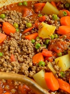 This simple, family-friendly Hamburger Stew comes together on the stovetop in just about 40 minutes. Packed with natural, wholesome flavors, it’s a hearty and satisfying meal everyone will love. | Recipes For Dinner