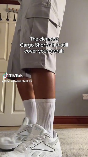 Stylish Cargo Shorts for Awrah Coverage