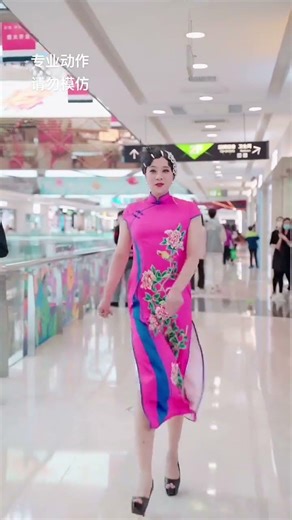 Sister Jia's Unmatched Equestrian Skills: Watch Her Impressive Split