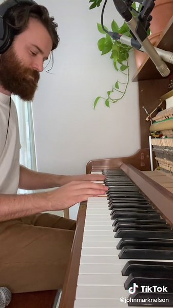 Creative Piano Duet with Voice Effects and Singing