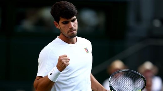 Carlos Alcaraz wins in 4 sets to advance to round of 16 at Wimbledon