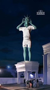 15K views · 1.5K reactions | AGORA SIM! Pronta para os jogos ⚽️ A nossa icônica Estátua da Liberdade trocou o traje e está pronta para o torcer muito pelo @santosfc!  | Havan | Facebook