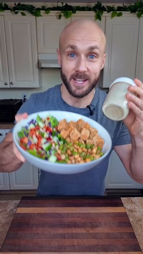 Derek Simnett, CNP on Instagram: "Comment SAUCE and I’ll DM you my free sauce ebook! You’ll get this recipe + 35 other easy and delicious vegan sauce recipes to help you make simple meals way more exciting. A huge thank you to everyone who previously bought this ebook, with your support I’m now able to offer it free to anyone who wants it! This will help get delicious and healthy sauce recipes into even more kitchens 👊 #easyveganrecipes #sauceboss #healthyeatingtips"