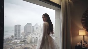 Love is unstoppable ❤ Congratulations to Danielle Greenberg who married Israel’s top singer Eyal Golan in a beautiful wedding and an even more beautiful dress by Inbal Dror. Watch the video >> | Inbal Dror