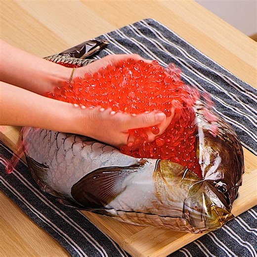 Save money, save the planet Clever reuse of old balloons