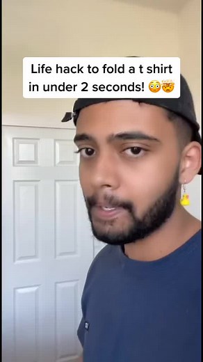 279K views · 2.3K reactions | Life hack to fold a t shirt in 2 seconds #lifehack | Kaansanity | Facebook