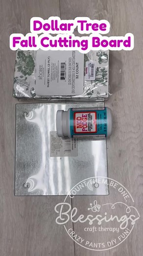 Diy Washable Dollar Tree Fall Cutting Board #easycrafts #dollartreediy #fallcrafts | Blessings Craft Therapy