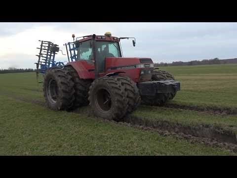 The largest Case Magnum 7150 300HP has an unusual task