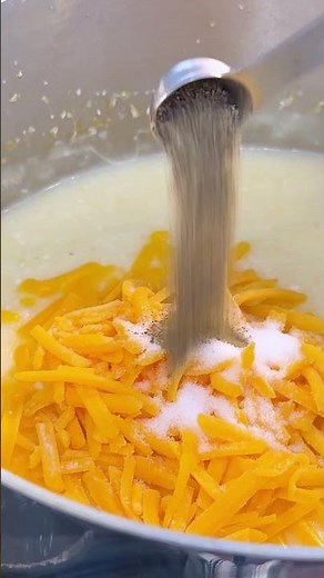 Cajun Shrimp & Cheesy Grits (New Orleans-Style) #shorts