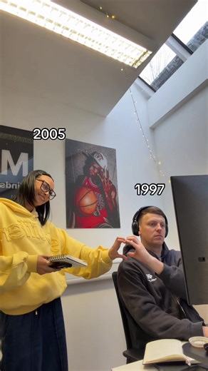 Office age wars continue …#marketingagency #digitalmarketing #officelife #operexxagency #prank