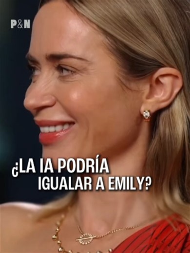 ¿Qué? ¿Cómo que los sonidos de alien de #ElDíaDeLaRevelación... ¡son reales y los hizo #EmilyBlunt?! 😱🤔👽 #PalomaYNacho #cine #cinépolis #pelis #películas #disclosureday #stevenspielberg #fyp #movies