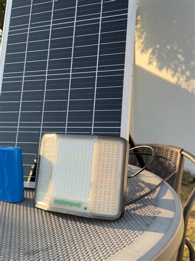 Solar light without motion sensor, this solar light provide 2000lm stable lighting at night#intelamp #gardenlights #solarlight #outdoorlighting #solarpower #fyp