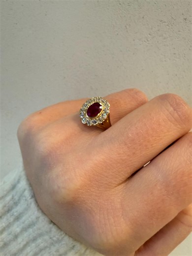 Intense Ruby Ring, Vintage, Antique Ring, 18k, Bright Red Color, Solitaire, Antique Engagement Ring, Burmese Ruby - Etsy