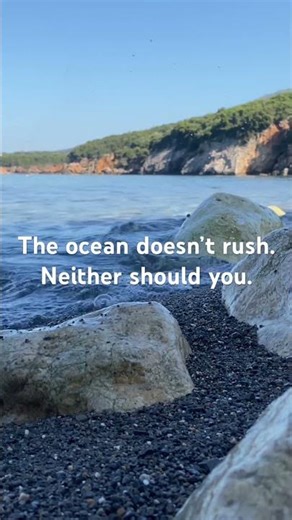 Calm Morning Waves in a Rocky Cove 🌊 Relaxing Ocean Sounds for Sleep & Meditation