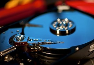 Weekend tech reading: HDD reliability stats 2015, lens-less 'FlatCam' demoed, robot vacuums reviewed