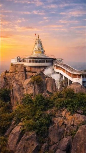 Bamleshwari Maiya #dongargarh #trendingshorts #explore #youtubeshorts #shotsfeed #shots #reels #maa