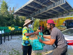 Fresh Produce As 'Treatment' At Lankenau Medical Center