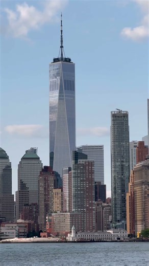 Manhattan from the East River — Classic NYC View